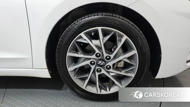 Hyundai The New Avante AD id 4325745 из Кореи 13