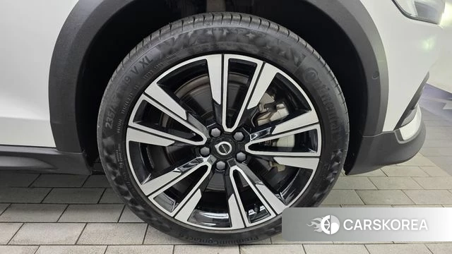 Volvo V60 Cross-Country 2nd Generation id 4757498 из Кореи 13