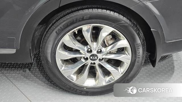 Kia The New Sorento id 4557902 из Кореи 13