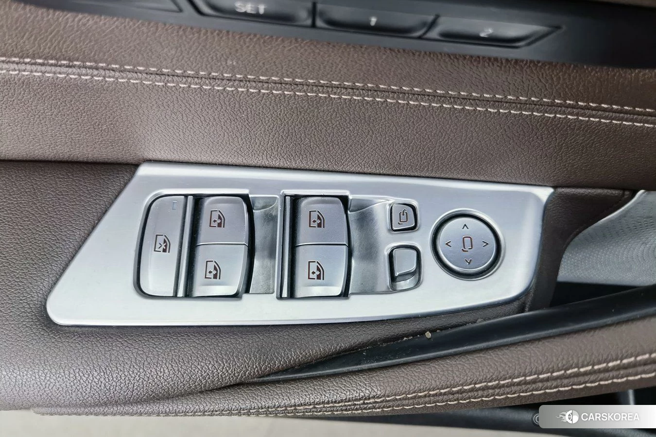 BMW 5 series id 4420795 из Китая 13