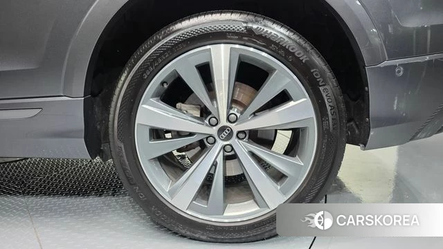 Audi Q8 (4M) id 4489558 из Кореи 13
