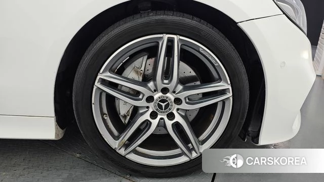 Mercedes-Benz E-Class W213 id 4652216 из Кореи 13