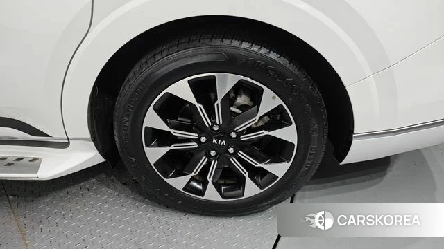 Kia Carnival 4th generation id 4525038 из Кореи 13