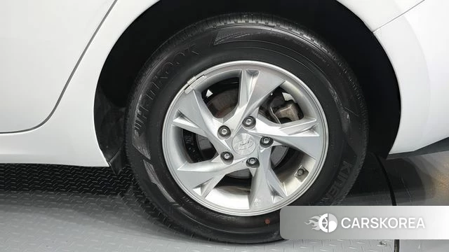 Hyundai Avante (CN7) id 4370066 из Кореи 13