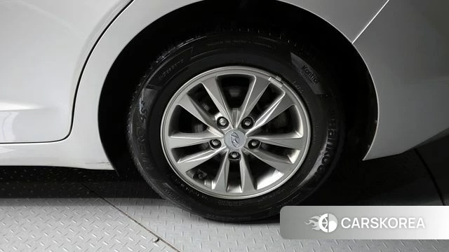 Hyundai The New Avante AD id 4232802 из Кореи 13