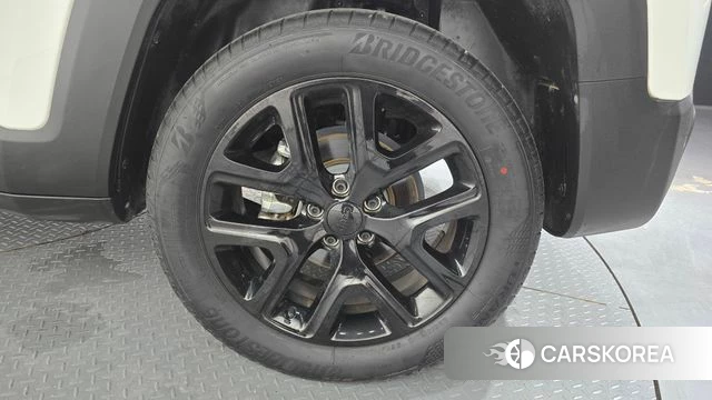 Jeep Renegade id 4725902 из Кореи 13