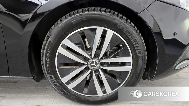 Mercedes-Benz A-Class W177 id 4316916 из Кореи 13