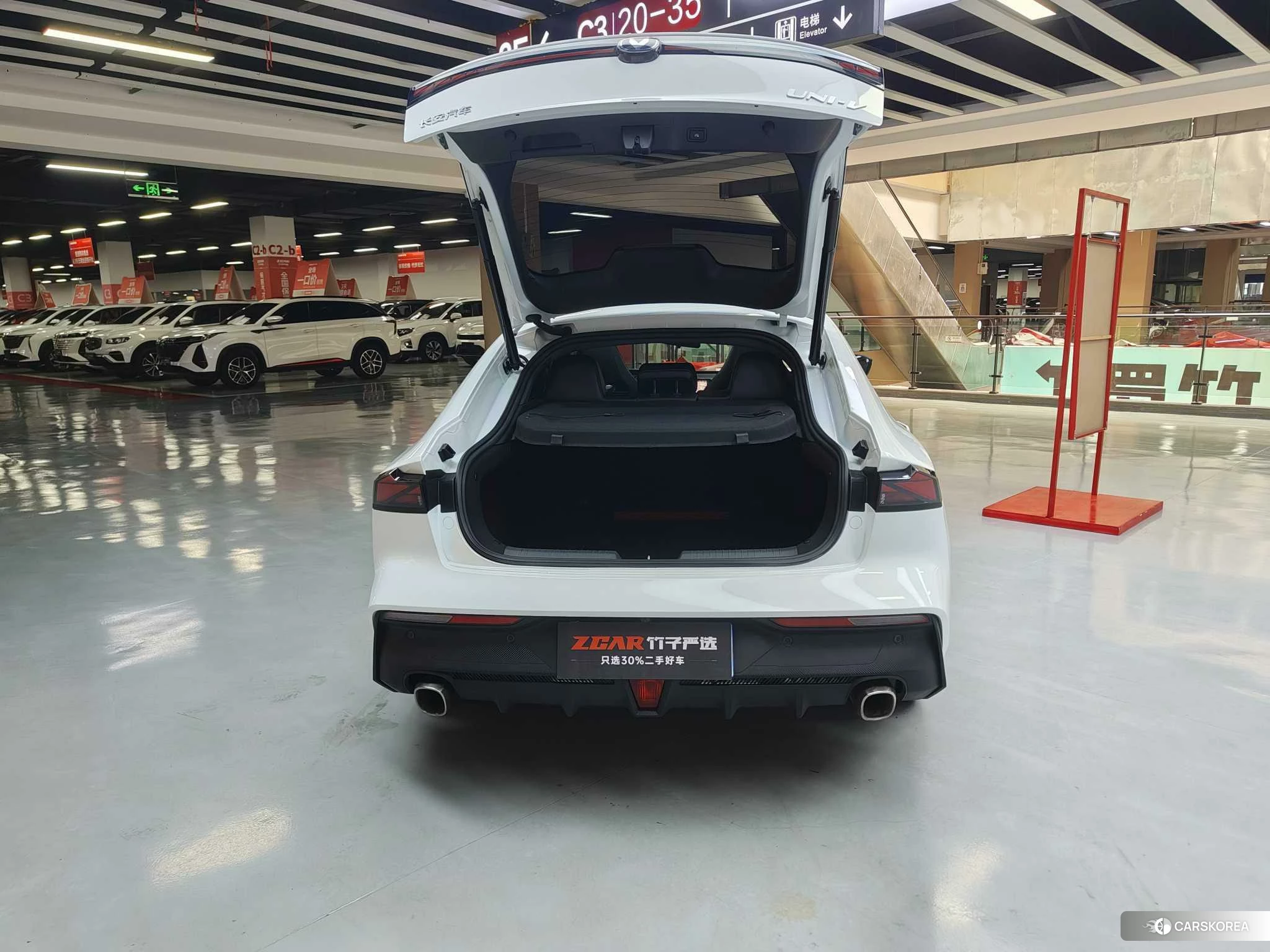 Chang'an UNI-V id 4468006 из Китая 13