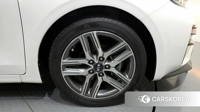 Kia Come New K3 id 4304746 из Кореи 13
