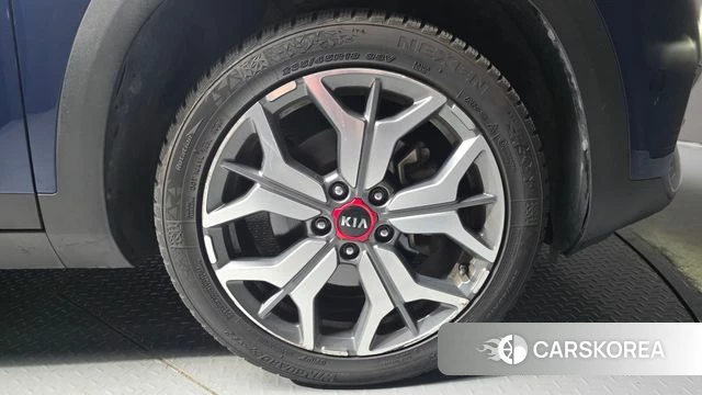 Kia Seltos id 4785440 из Кореи 13