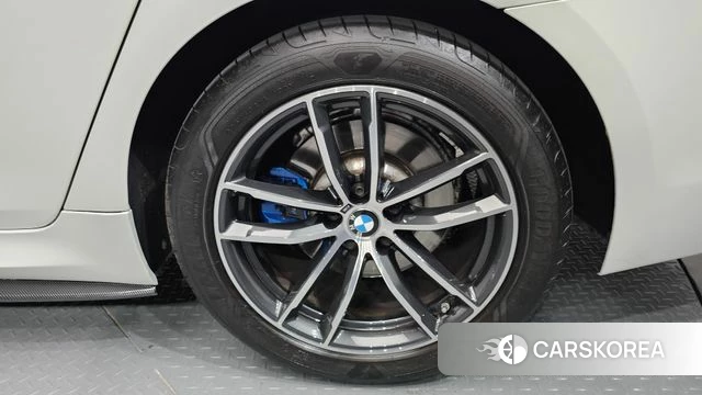 BMW 5 Series (G30) id 4703510 из Кореи 13
