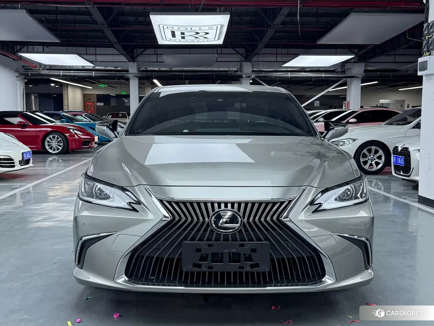 Lexus ES id 4565394 из Китая 13
