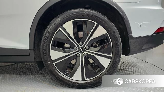 Polestar Polestar 2 id 4231002 из Кореи 13