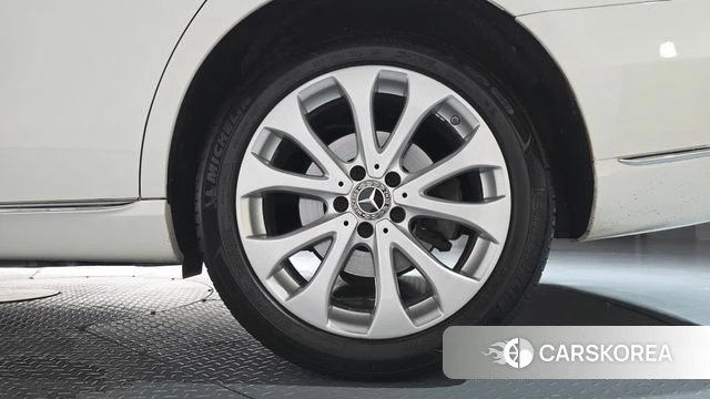 Mercedes-Benz E-Class W213 id 4605469 из Кореи 13