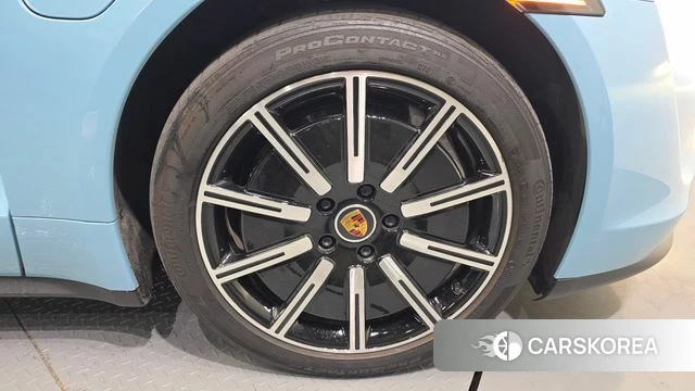 Porsche Taycan id 4429568 из Кореи 13