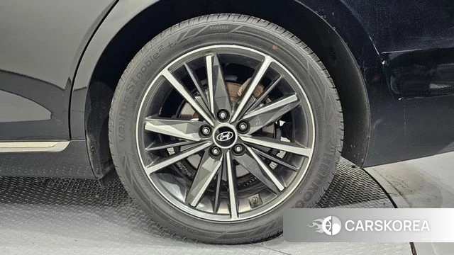 Hyundai The New Grandeur IG id 4267447 из Кореи 13