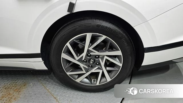 Hyundai Grandeur (GN7) id 4292212 из Кореи 13