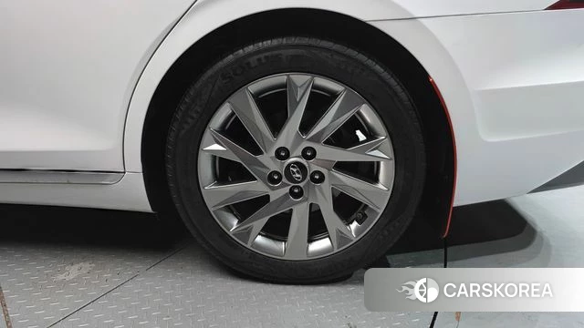 Hyundai The New Grandeur IG Hybrid id 4350910 из Кореи 13