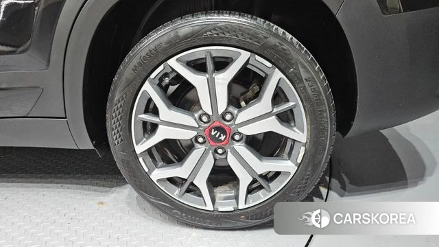 Kia Seltos id 4331435 из Кореи 13