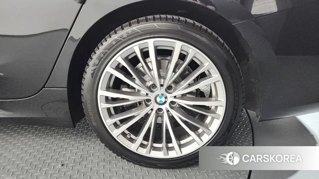 BMW 3 Series (G20) id 4361856 из Кореи 13