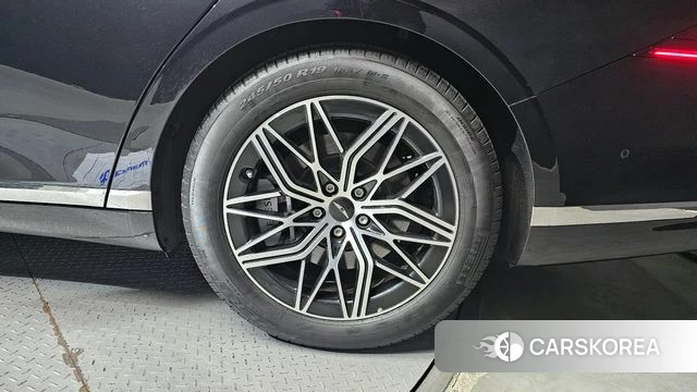 Genesis G90 (RS4) id 4243712 из Кореи 13