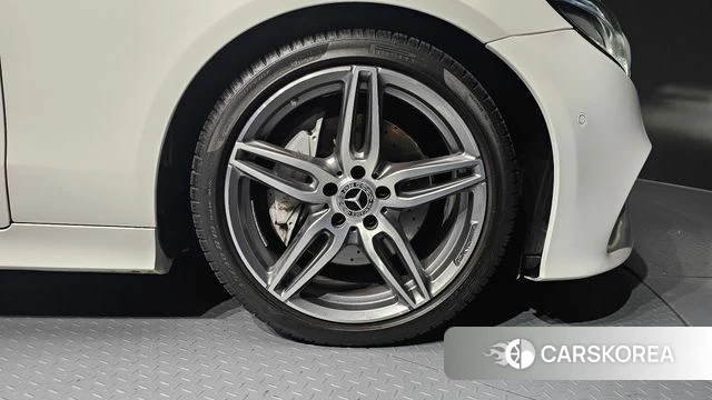 Mercedes-Benz E-Class W213 id 4543370 из Кореи 13