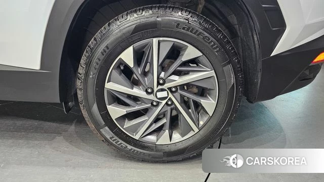 Hyundai Tucson (NX4) id 4893880 из Кореи 13