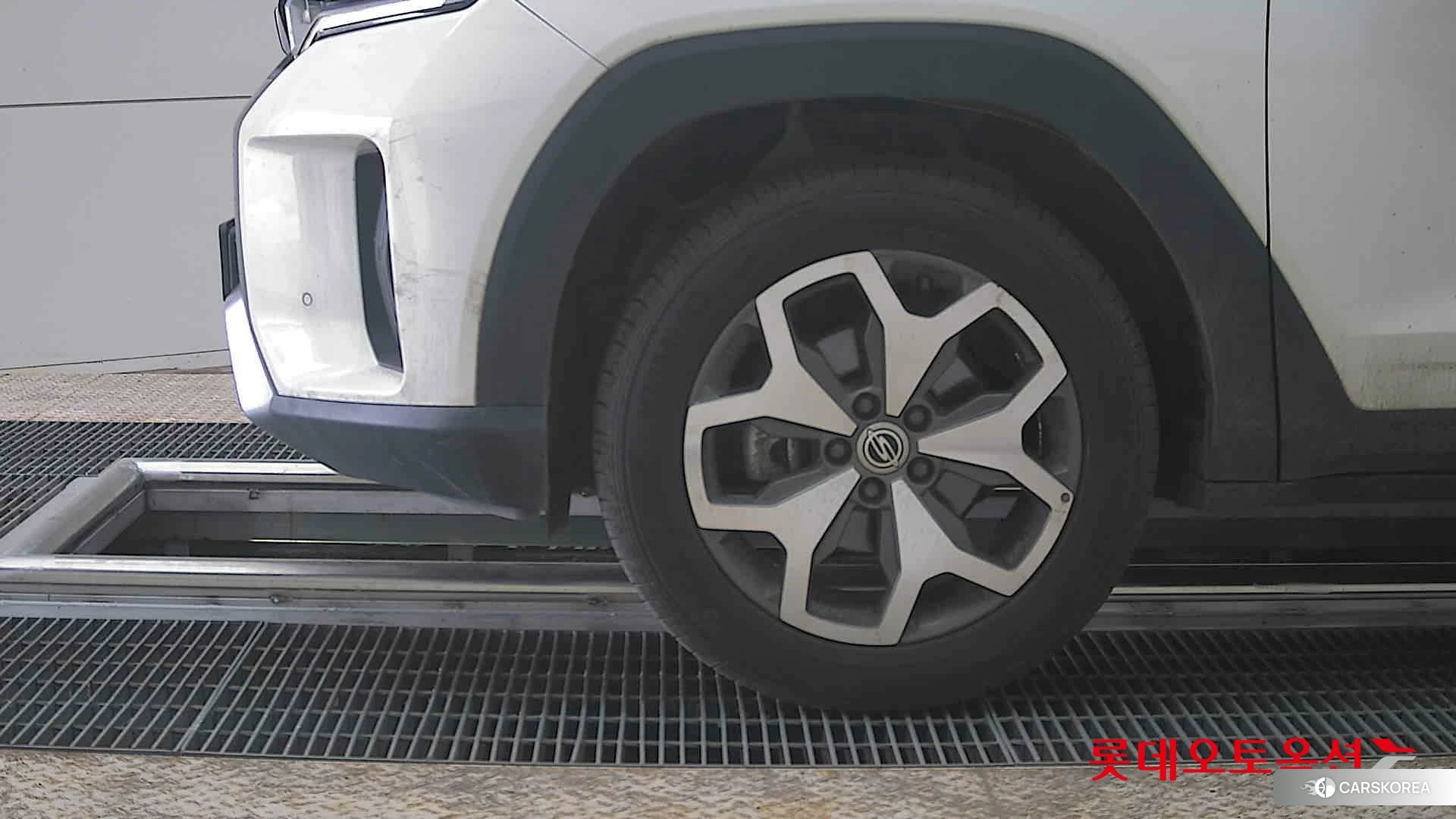 SsangYong Torres id 3888446 из Кореи 13