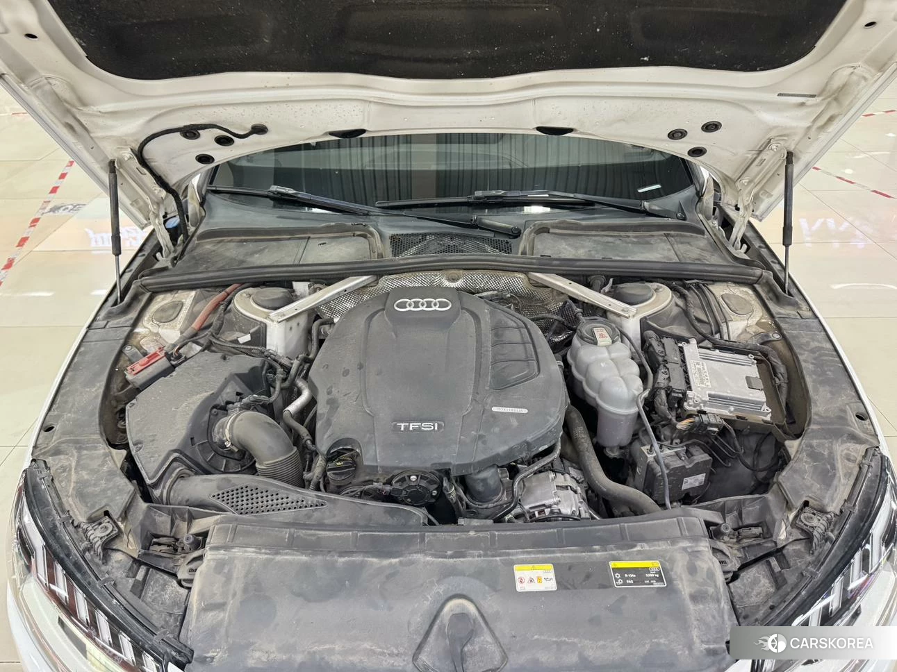 Audi A4L id 4405844 из Китая 13