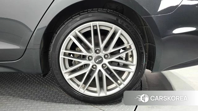 Genesis G70 id 4304756 из Кореи 13