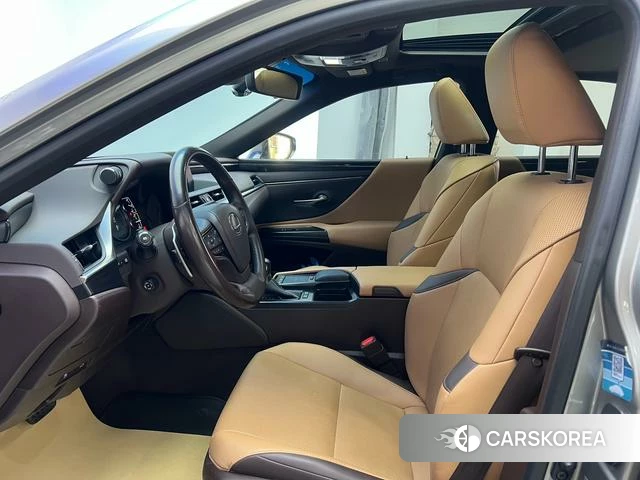 Lexus ES id 4262604 из Китая 13