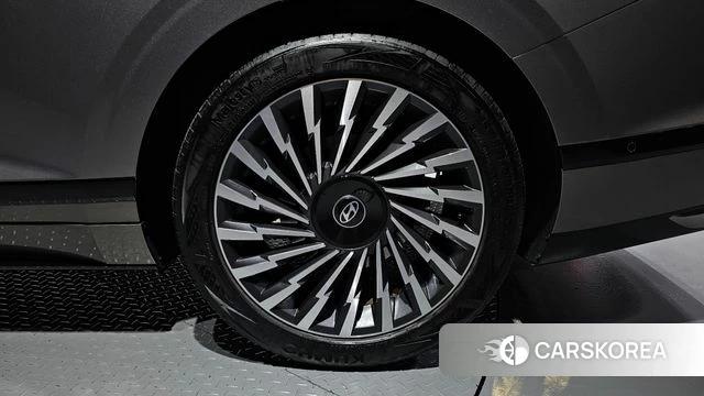Hyundai Grandeur (GN7) id 4941887 из Кореи 13