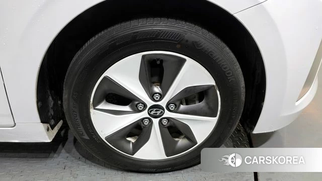 Hyundai Ionic Electric id 4351306 из Кореи 13