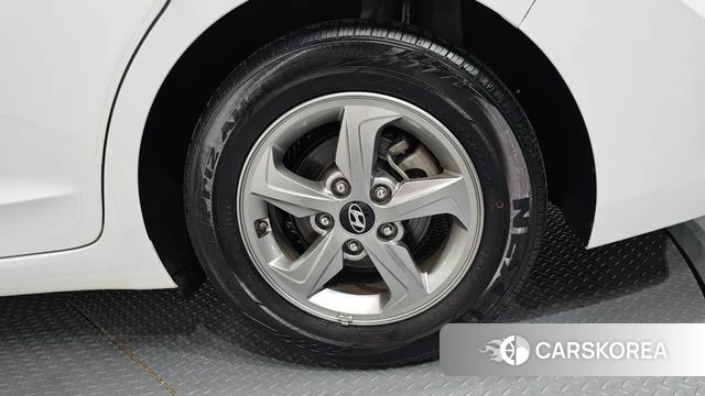 Hyundai Avante AD id 4390589 из Кореи 13