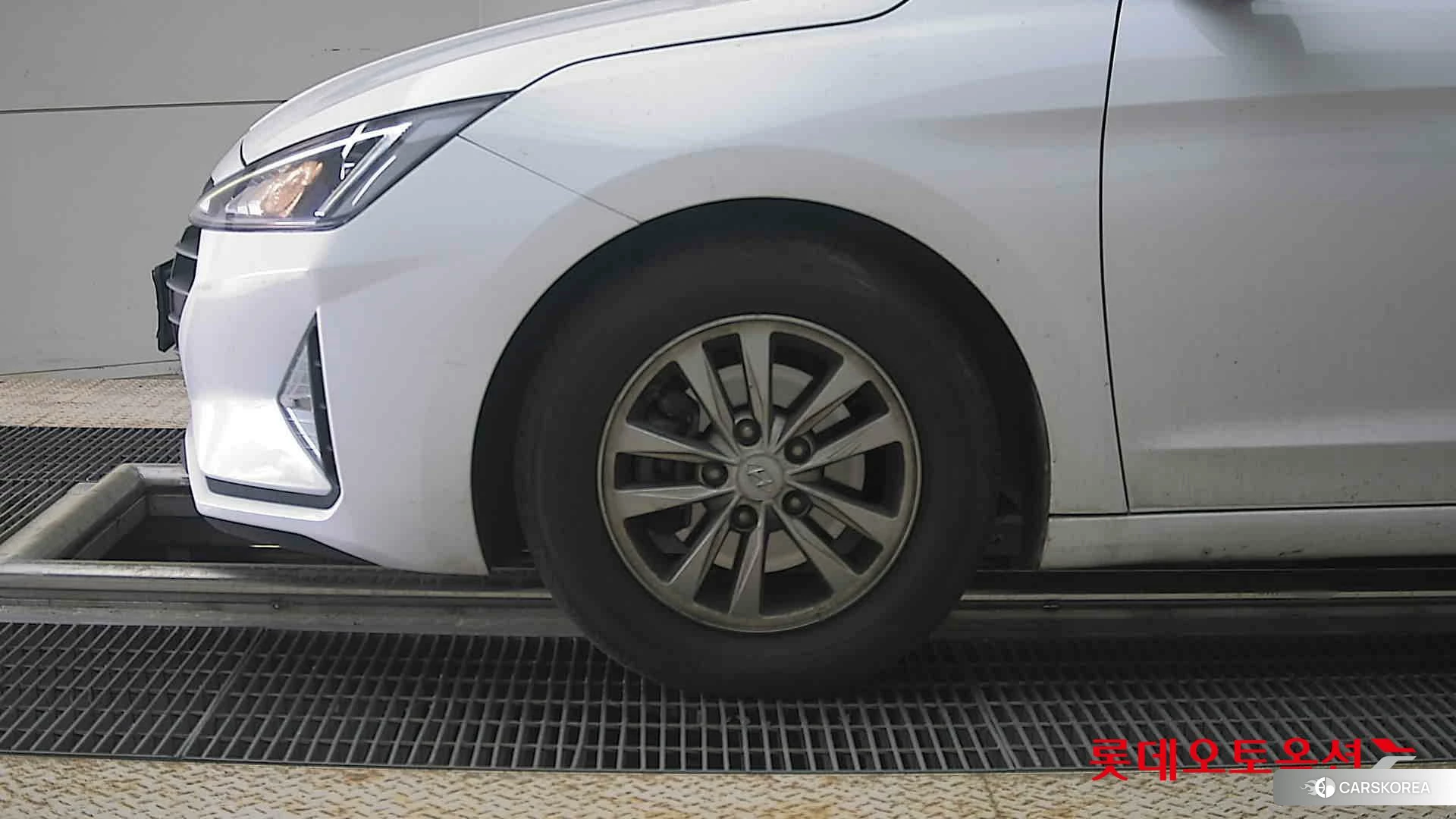 Hyundai Avante id 4289354 из Кореи 13