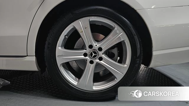 Mercedes-Benz E-Class W213 id 4295183 из Кореи 13