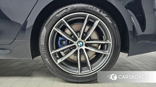 BMW 5 Series (G30) id 4715665 из Кореи 13