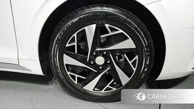 Hyundai The New Grandeur IG Hybrid id 4362062 из Кореи 13