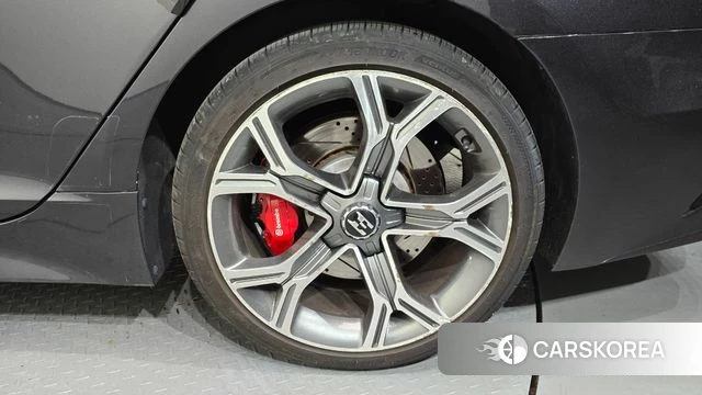 Kia Stinger id 4424984 из Кореи 13