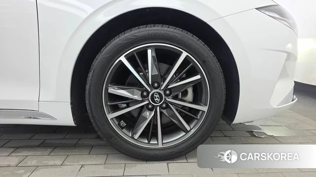 Hyundai The New Grandeur IG id 4618943 из Кореи 13