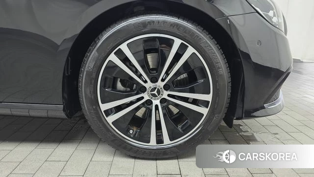 Mercedes-Benz E-Class W213 id 4646480 из Кореи 13