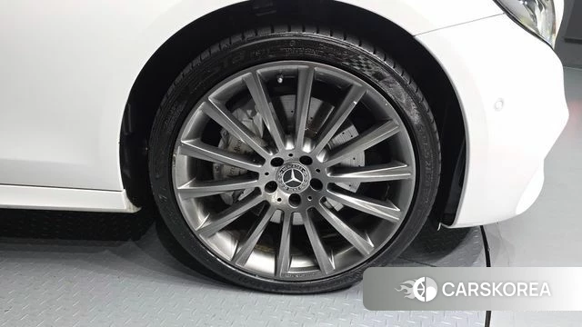 Mercedes-Benz E-Class W213 id 4459117 из Кореи 13