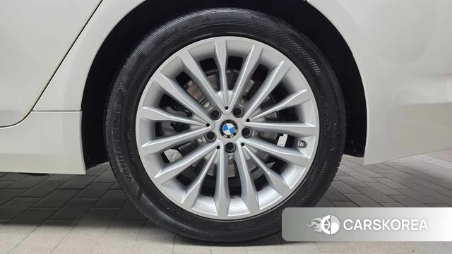 BMW 5 Series (G30) id 4693748 из Кореи 13