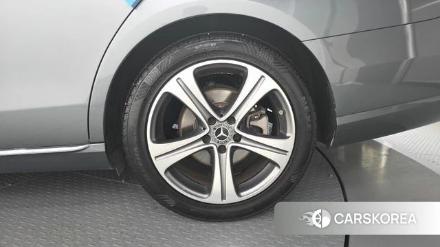 Mercedes-Benz E-Class W213 id 4722342 из Кореи 13