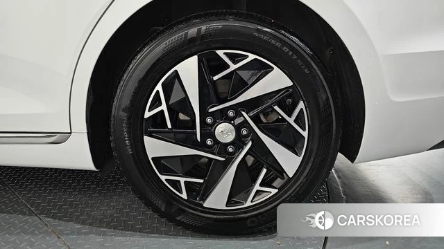Hyundai The New Grandeur IG Hybrid id 4337638 из Кореи 13