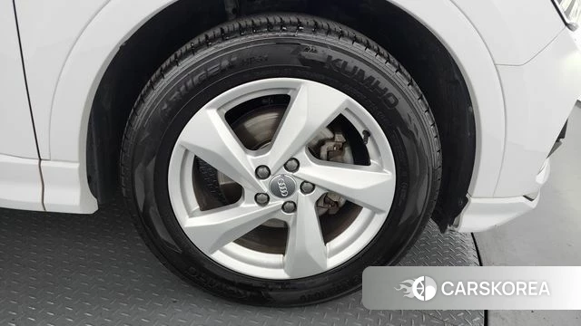 Audi Q3 (F3) id 4331122 из Кореи 13