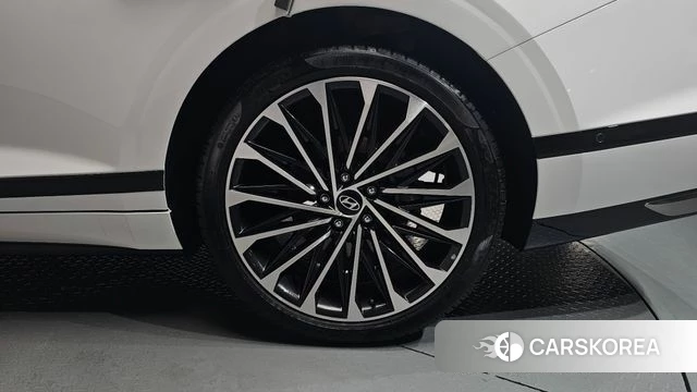Hyundai Grandeur Hybrid (GN7) id 4640229 из Кореи 13