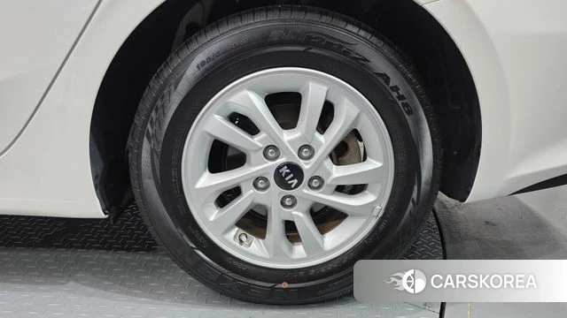 Kia Come New K3 id 4362358 из Кореи 13