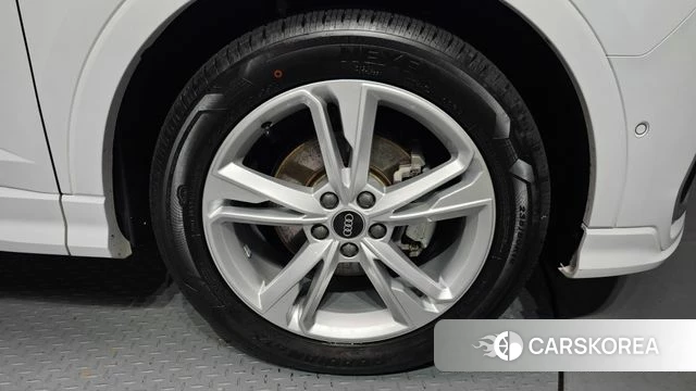 Audi Q3 (F3) id 4408836 из Кореи 13