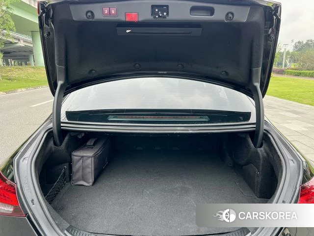 Mercedes-Benz E-class PHEV id 4256117 из Китая 13